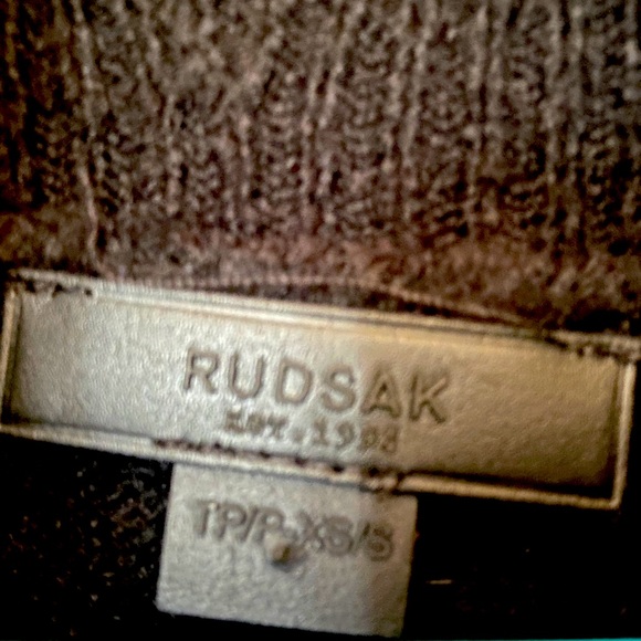 COPY - Gorgeous Rudsak sleeveless sweater dress - Picture 2 of 5